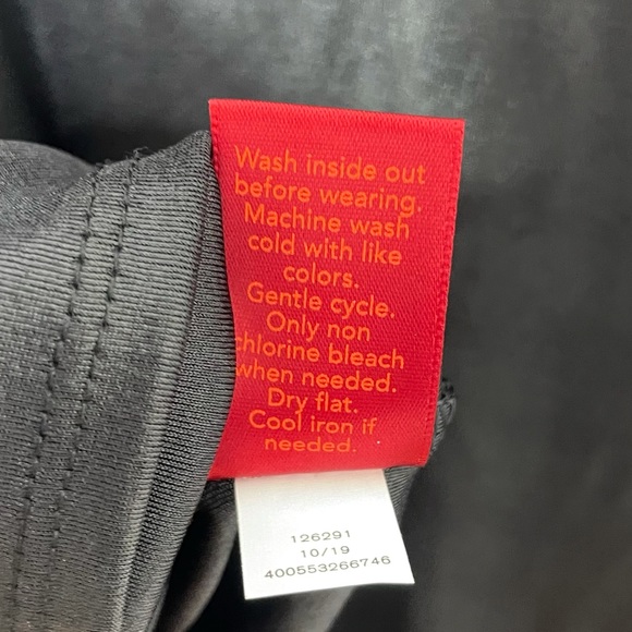 JLO Sheen Ruched Black Shiny Top XXL - Picture 11 of 11